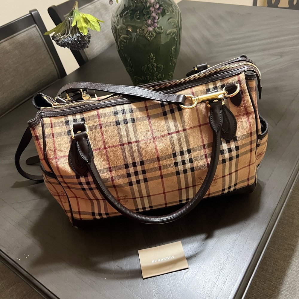 Burberry baby bag